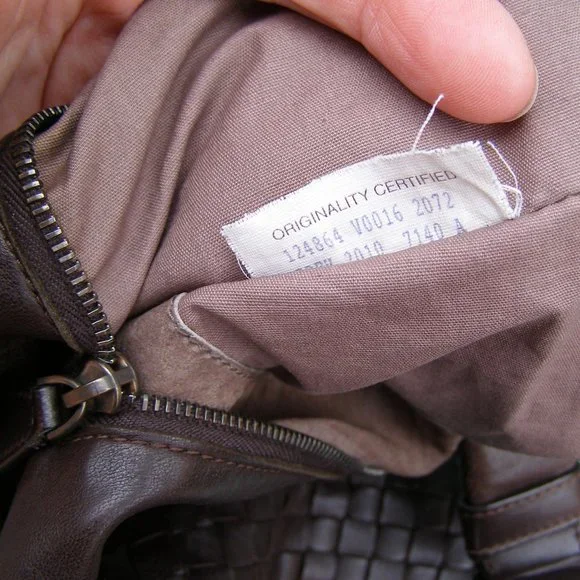 EUC Bottega Veneta Intrecciato Brown Leather Hobo/Shoulder bag - Picture 13 of 16